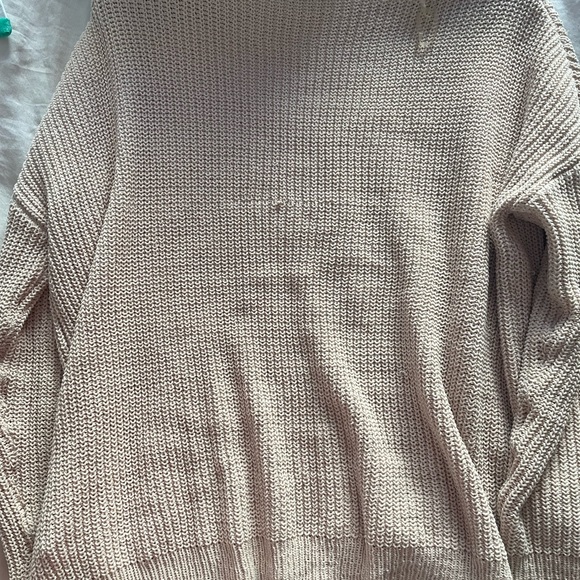 Comfy Winter Sweater - Picture 5 of 7